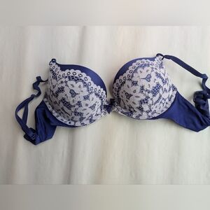 Victoria's Secret Bombshell Plunge Blue Lace Detail 32C